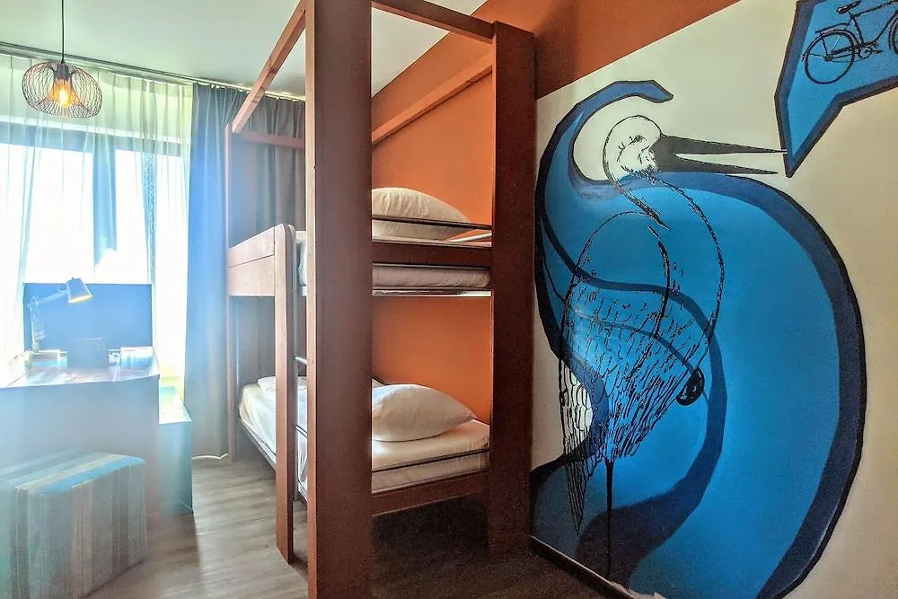 The Hague Teleport Hotel